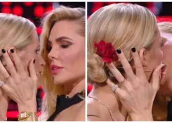 VIDEO / Vallëzim provokues dhe puthja në buzë e bashkëshores së Totit me Mishel Hunziker, pushton mediat italiane