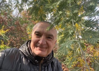 Ilir Meta mes mimozave, më romantik se kurrë: Po vjen Shën Valentini, pranvera nuk ndalet…