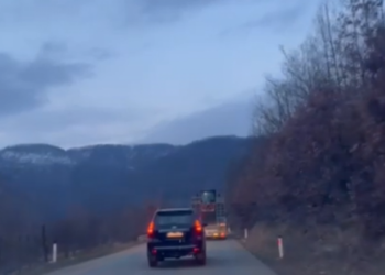 Frika nga lufta/ Kosova ngre bazë ushtarake në kufi me Serbinë? Policia: Ja pse e ngritëm