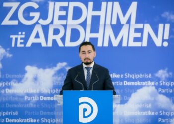 “Rama nuk heq dorë nga vjedhja”/ PD: Përdor fondet e rindërtimit për të blerë votat me 6 mars