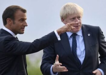 Kriza Ukrainë-Rusi/ Macron bisedë telefonike me Johnson: Duhet dialog!
