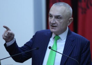 Aludimi i Metës po kujt i drejtohet: “Më mirë të jesh i tradhtuar, tradhtarin kushdo e përdor, por askush s’e do”