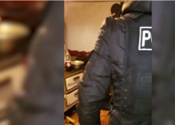 “Restart” i vë prangat tre korçarëve/ Sekuestrohen 70 kg kanabis, e trafikonin drejt Greqisë