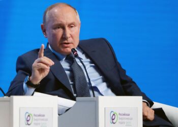 Në kulmin e tensionit, Putin fton ish-presidentin ukrainas: Je i mirëpritur për azil politik në Moskë!