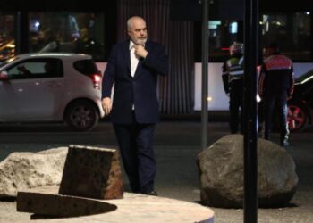 Rama mbledh kryesinë e PS, nis mbledhja: Fushata e zgjedhjeve të 6 marsit në fokus të diskutimeve