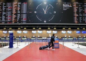 LISTA/ “Hakmarrja e Rusisë”: I mbyll hapësirën ajrore 36 shteteve, në mes tyre edhe Shqipëria