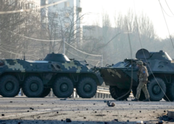Rezistenca ukrainase “çmend” komandantët rusë/ Zyrtari amerikan: Po ndryshojnë planet e tyre