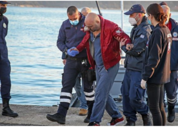 Zjarri në tragetin Greqi-Itali/ Publikohen pamjet e operacionit të shpëtimit. Dëshmitë e para të pasagjerëve: Përjetuam një makth