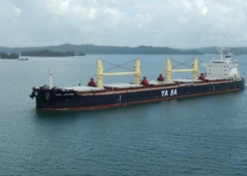 FOTO/ Zgjerohet konflikti: Aeroplanmbajtësja turke goditet nga raketat ruse në brigjet e Ukrainës