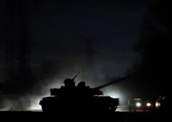 Tanket ruse hynë në Ukrainën Lindore, udhëheqësi rus mohoi ekzistencën e Ukrainës. A do të ndalen aty?