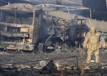 Ukraina numëron humbjet ruse: 4300 të vrarë e plagosur, mbi 70 aeroplanë e helikopterë të rrëzuar