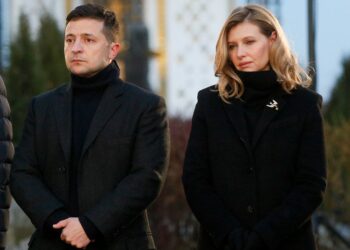 Sytë e botës janë mbi Ukrainën/ Po kush është Zonja e Parë dhe mbështetja e saj ndaj bashkëshortit