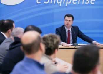 Grupi parlamentar i PD: Kryedemokrati i gatshëm për zgjidhje. Ja cilat propozime janë për bashkimin e partisë