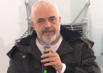 “Do e rrisim çdo vit”/ Rama: Deri në fund të mandatit nuk do të ketë pagë nën 400 mijë lekë!