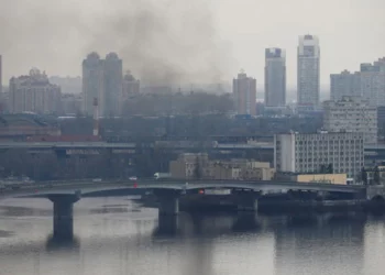 Anijet ruse hapin zjarr ndaj portit të Odesës