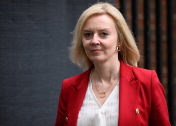 Sekretarja britanike: Nëse Rusia ndalon pushtimin në Ukrainë, sanksionet mund të hiqen!