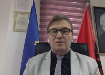 “Jetojmë ende me virusin”/ Brataj apelon: Kujdes, dimri vjen shpejt! Lufta në Ukrainë do të krijojë probleme
