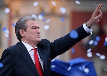 “Shtëpia e Lirisë” forcë e dytë në zgjedhje/ Berisha “sheh” PD poshtë vetes: Opozita s’nënshtrohet, Shkodra ‘Rozafa e lirisë’