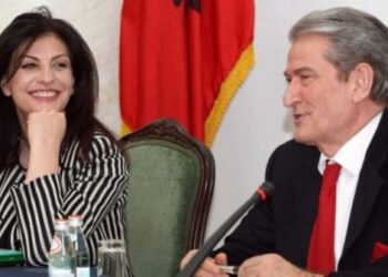 Bajraktarët dhe bibat që kanë drejtuar Shqipërinë!