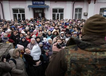 “Korridoret e evakuimit kurth për civilët”/ Qeveria e Ukrainës: Të gjitha rrugët të çojnë në Rusi ose në Bjellorusi