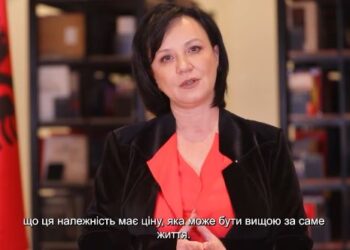 “Populli juaj po i jep Botës së lirë një mesazh zgjimi”/ Bashkëshortja e Zelenkyt poston mesazhin e Linda Ramës: Jemi me ju deri në fund!