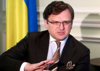 Ministri i Jashtëm ukrainas, thirrje SHBA: Kemi nevojë për dërgesa shtesë të armëve, veçanërisht për Forcën Ajrore. Tani