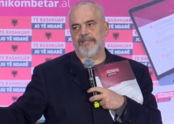 Rama nga Lushnja: Do të mbyllen sportelet, shërbimet do të kalojnë online. Vrima e bravës e bishti i varesë le të kacafyten