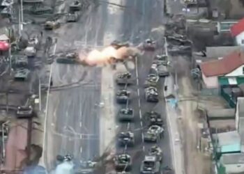 “Gabim që sulmuan në disa fronte”/ Forcat ukrainase po masakrojnë trupat e Putinit me prita vdekjeprurëse. SHBA: 30 mijë ushtarë rusë janë kapur