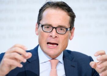 Partia që mbështet Putinin/ Një turp zviceran, që duhet refuzuar nga shqiptarët!