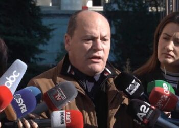 Grupimi ‘Dhjetor 90’/ Ahmetaj: Do t’i ulim në një tryezë dy grupet në PD. Basha pakicë…!