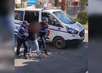 Po përgatiste banesën për kultivim kanabisi, arrestohet 47-vjeçari