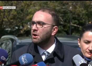 Zgjedhjet/ A duhet të japë dorëheqjen Lulzim Basha? Si përgjigjet Gazment Bardhi