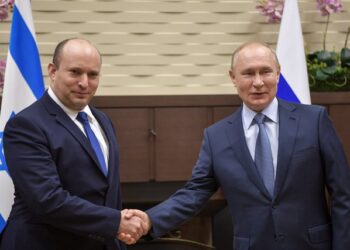 Kryeministri izraelit takon Putinin në Moskë: A ka shpresë për krizën e Ukrainës?!
