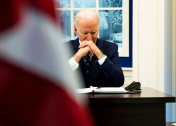 Paralajmërimi i diplomatit amerikan pas fjalimit të Biden që ka ‘ndezur’ kritikat: Rrezikon që lufta të…