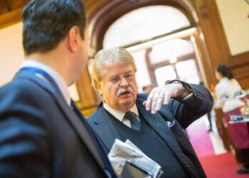 Mjegulla e “misionit gjerman të PPE” në sherrin e PD-së