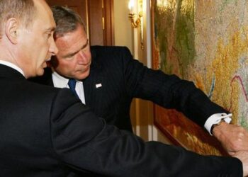 Putin e kërcënoi Bushin në 2008 dhe përplasi grushtin mbi tavolinë: A e kuptoni George se Ukraina s’është as shtet, s’është asgjë!