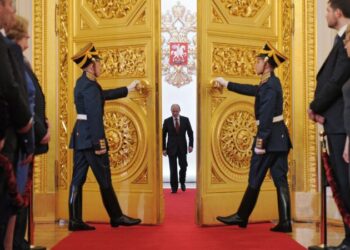 Nga alarmet te manovrat dhe truket para pushtimit të Ukrainës/ Historia sekrete e luftës
