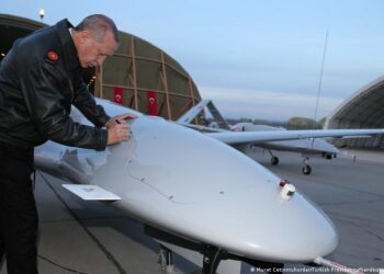 Si është e vërteta mbi tipin e dronit Bayraktar që po përdoret në Ukrainë?