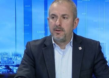 Dikur një nga njerëzit e tij të afërt/ Kryeministri shkarkon drejtorin e njohur, ish deputetin e PS-së