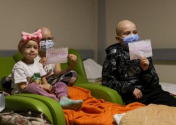 FOTO/ Bodrumi i spitalit të Kievit, repart i improvizuar pediatrik. Të shtruar edhe fëmijë me kancer