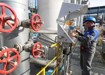 Sanksionet të ashpra në fuqi por… Evropa vazhdon të importojë gaz natyror dhe naftë nga Rusia