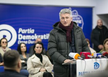 Gjekmarkaj dorëhiqet nga funksionet në PD: Rrezikojmë të shuhemi. Kam ndjerë përbuzje!