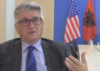 Gjekmarkaj i drejtohet ambasadës së SHBA dhe Celibashit: Një skandal po tenton të hedhë në erë procesin elektoral në Shkodër