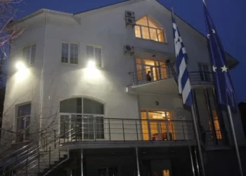 Pushtimi rus/ Sulmohet Konsullata e Greqisë në Mariupol, raportohen 12 persona të vdekur