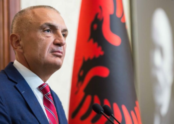 Dita e tretë e protestës, Meta: Qeveria të adresojë shqetësimet e qytetarëve! Policia të distancohet nga dhuna