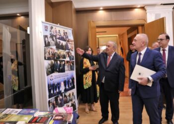 “Kontribues në letërsinë shqiptare”/ Presidenca vlerëson përkthyesin dhe botuesin Rexhep Hida me titullin “Mjeshtër i Madh”