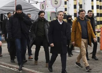 Apeli i Ministrit të Jashtëm Kuleba pas takimit sot me Blinken: “E fitojmë luftën, me ndihma urgjente nga NATO”