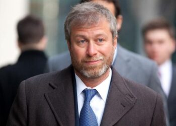 Sanksionet ndaj Abramovich/ Chelsea drejt kolapsit, i ngrijnë kartat e kreditit