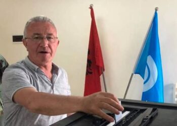 Njësia 8 mbështet Bashën: Deputetët që kërkojnë dorëheqjen e tij, të vënë edhe mandatin e tyre në tryezë