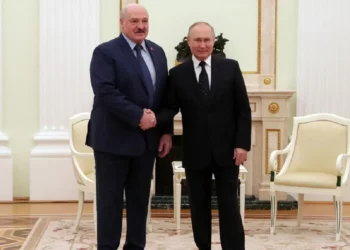 Lukashenko mbërrin në Moskë, Putin pret aleatin e tij më të ngushtë